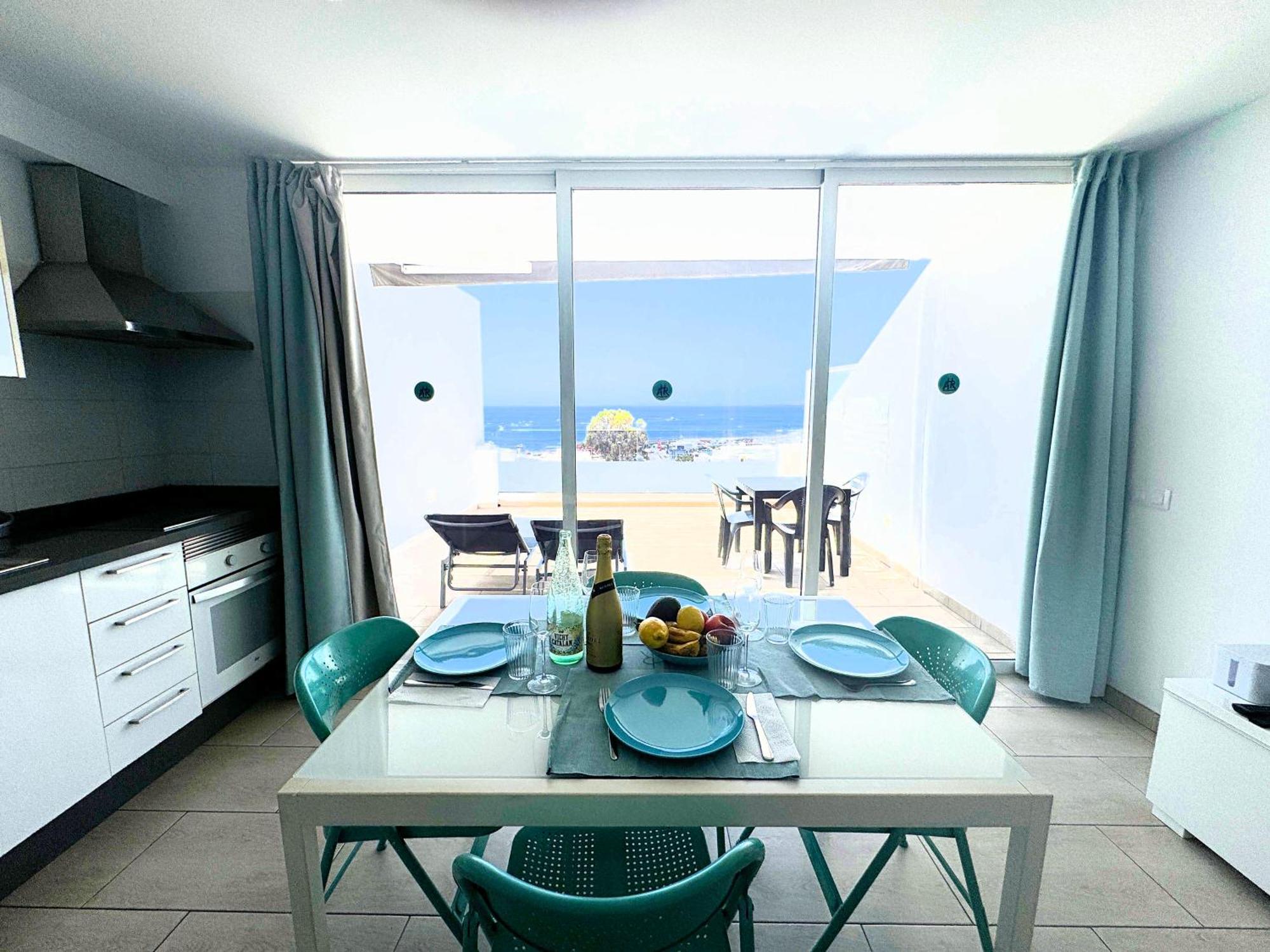 Arthouse Sea View - Acquamarina E Zaffiro Vila Puerto del Carmen  Exterior foto